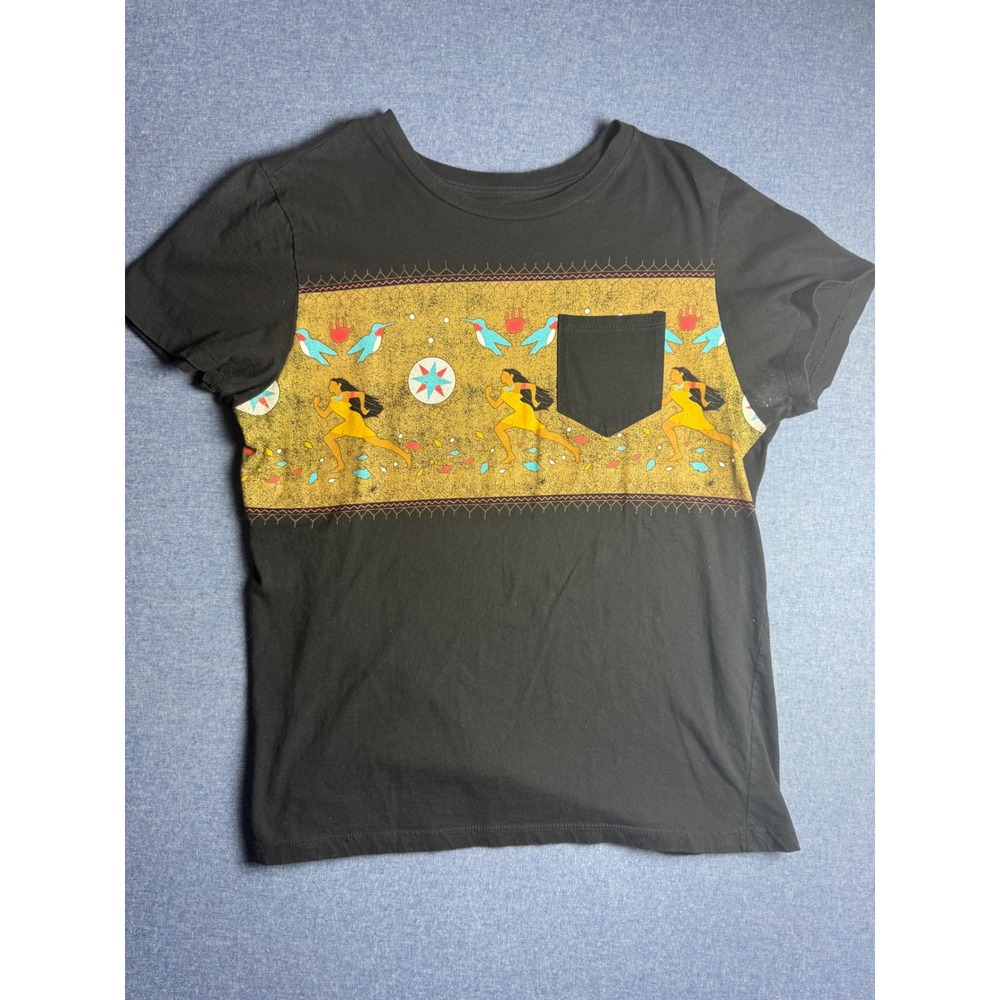 Disney Pocahontas Graphic T-Shirt Black Cotton Pocket Tee Hummingbird Print M